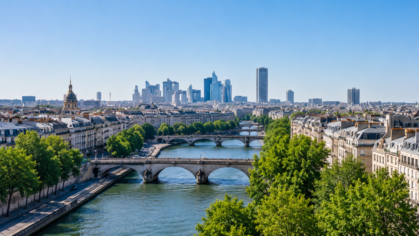 Vue panoramique de Paris et de la Seine